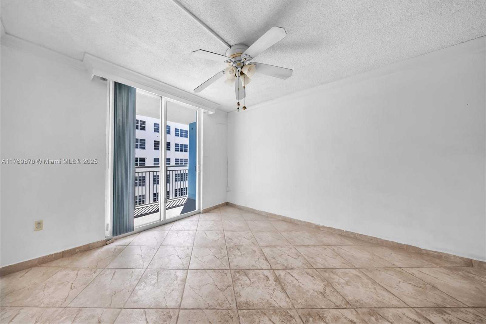 Small Image of 6969 COLLINS AVE #1106, Miami Beach Number 9