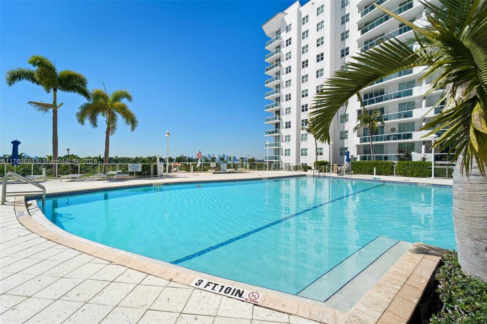 Small Image of 7910 HARBOR ISLAND DR #402, North Bay Village Number 20