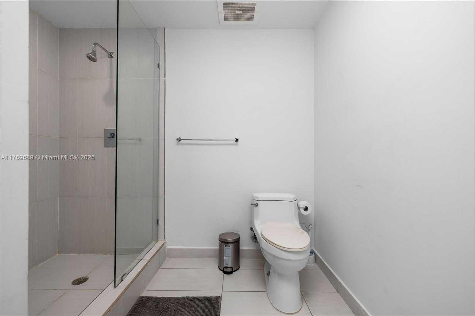 Small Image of 3250 NORTH EAST 1ST AVE #1113, Miami Number 15