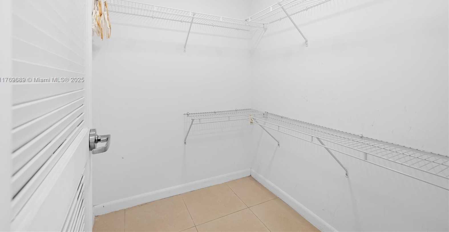 Small Image of 3250 NORTH EAST 1ST AVE #1113, Miami Number 21