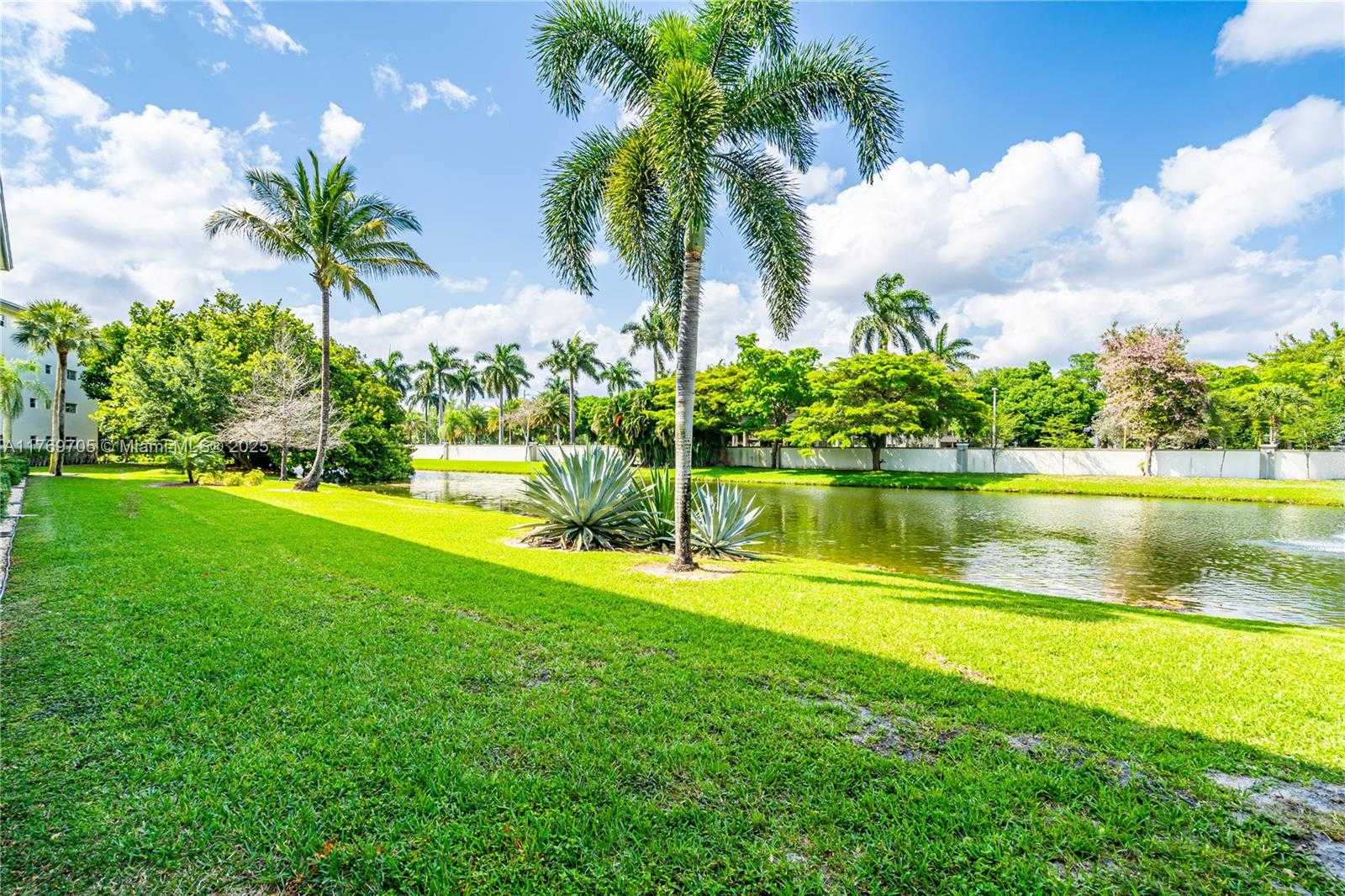 Small Image of 2501 ANTIGUA TER #F1, Coconut Creek Number 14