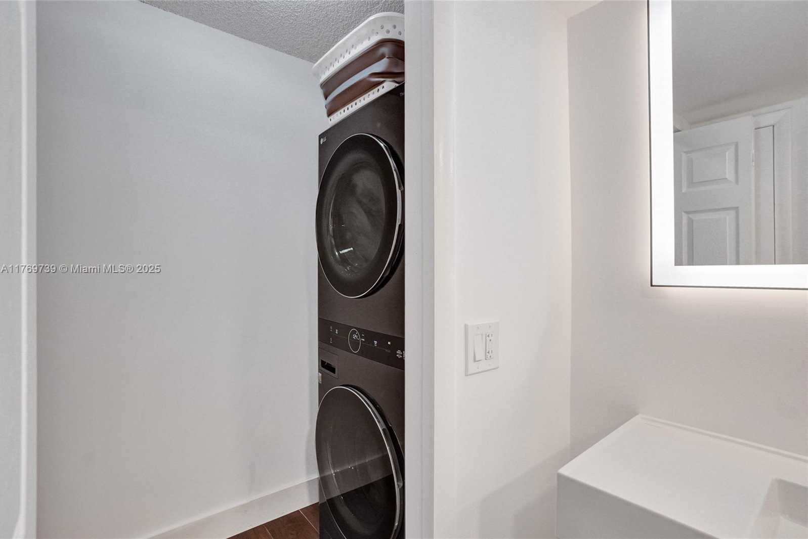 Small Image of 10000 WEST BAY HARBOR DR #PH23, Bay Harbor Islands Number 11