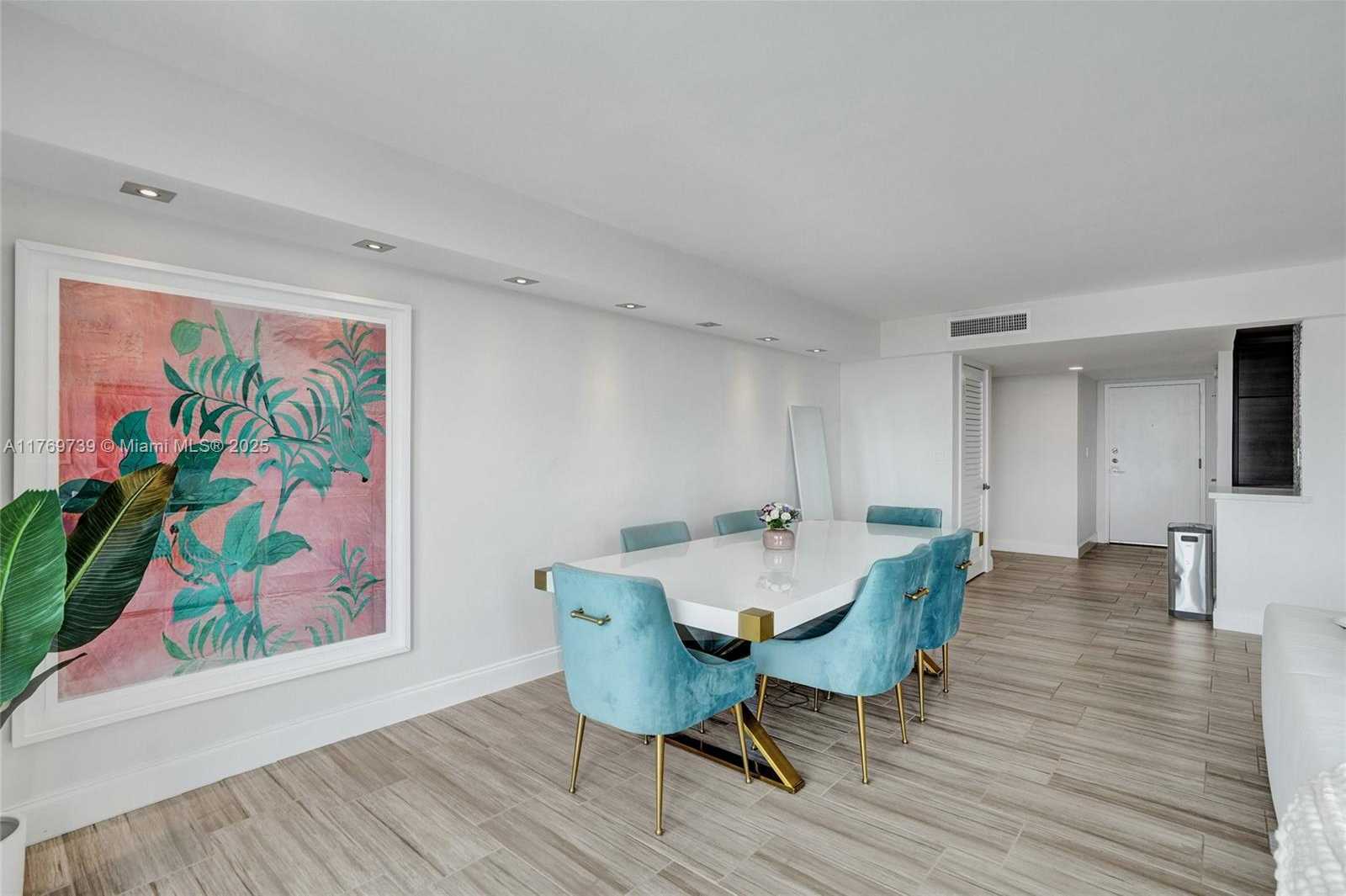 Small Image of 10000 WEST BAY HARBOR DR #PH23, Bay Harbor Islands Number 22