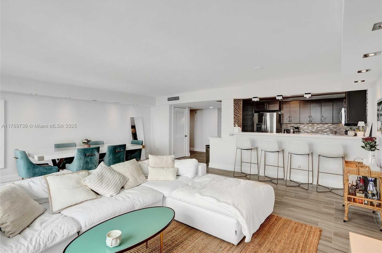 Small Image of 10000 WEST BAY HARBOR DR #PH23, Bay Harbor Islands Number 27