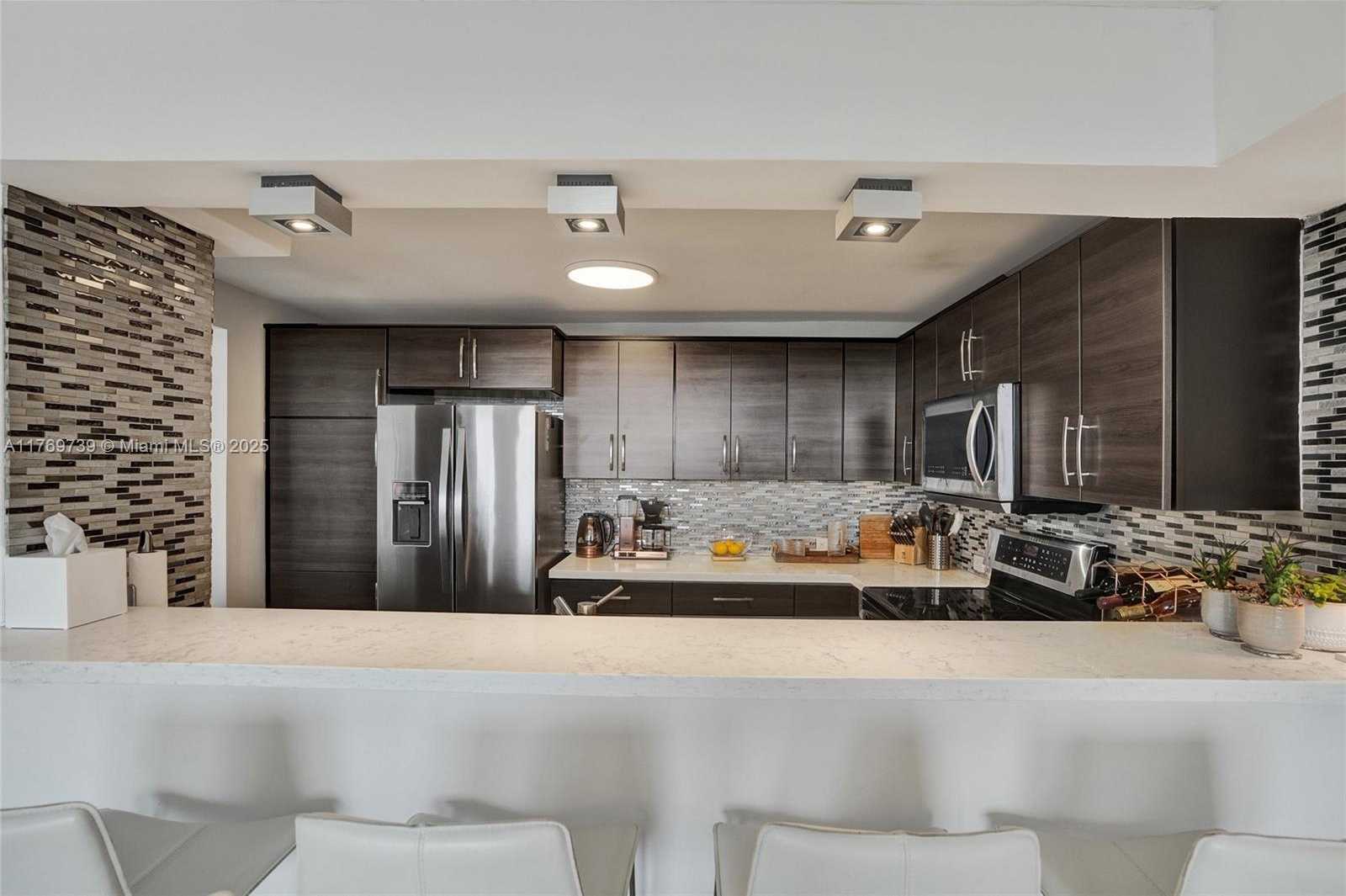 Small Image of 10000 WEST BAY HARBOR DR #PH23, Bay Harbor Islands Number 29