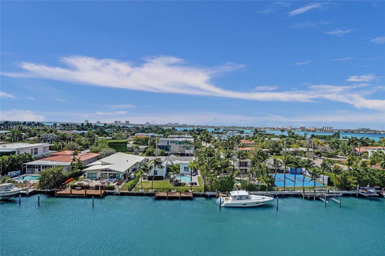 Small Image of 10000 WEST BAY HARBOR DR #PH23, Bay Harbor Islands Number 3