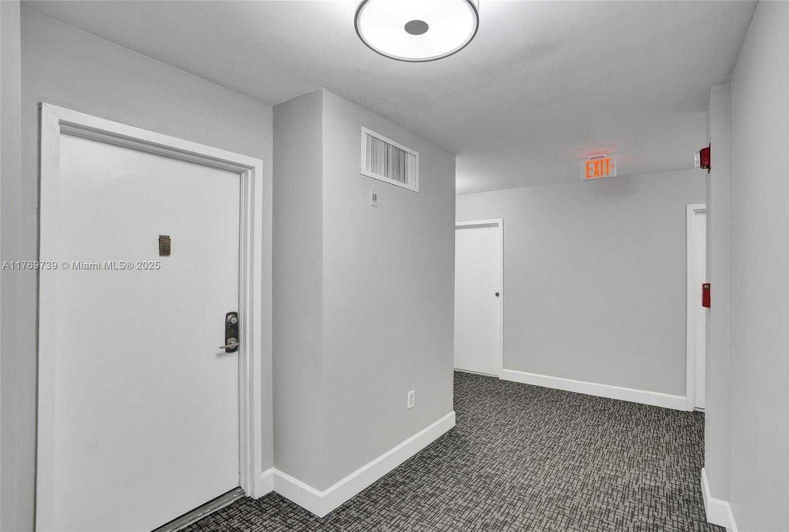 Small Image of 10000 WEST BAY HARBOR DR #PH23, Bay Harbor Islands Number 40