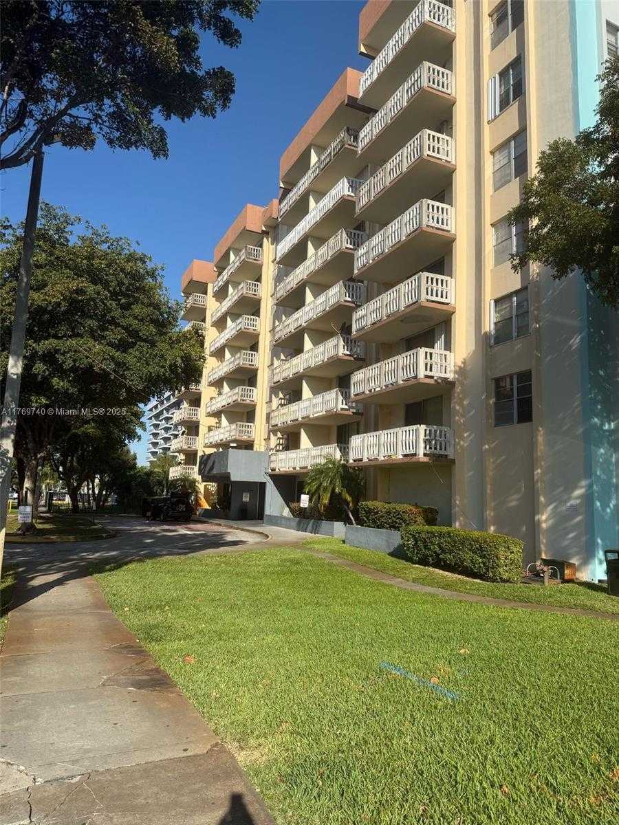Small Image of 15600 NORTH WEST 7TH AVE #311, Miami Number 3
