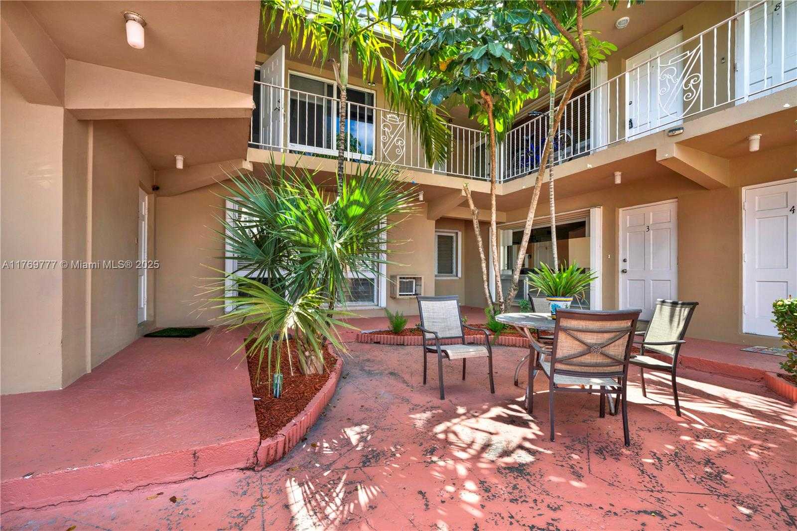 Small Image of 2864 NORTH EAST 32ND ST #7, Fort Lauderdale Number 3
