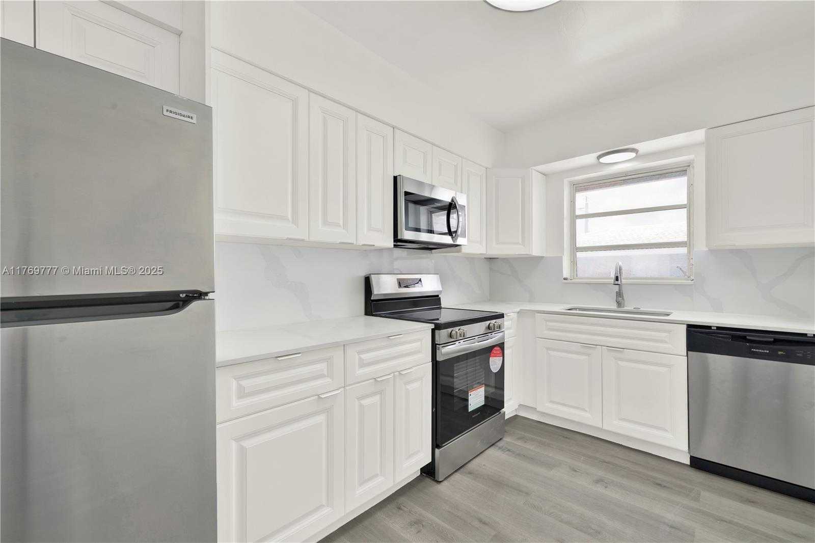 Small Image of 2864 NORTH EAST 32ND ST #7, Fort Lauderdale Number 7