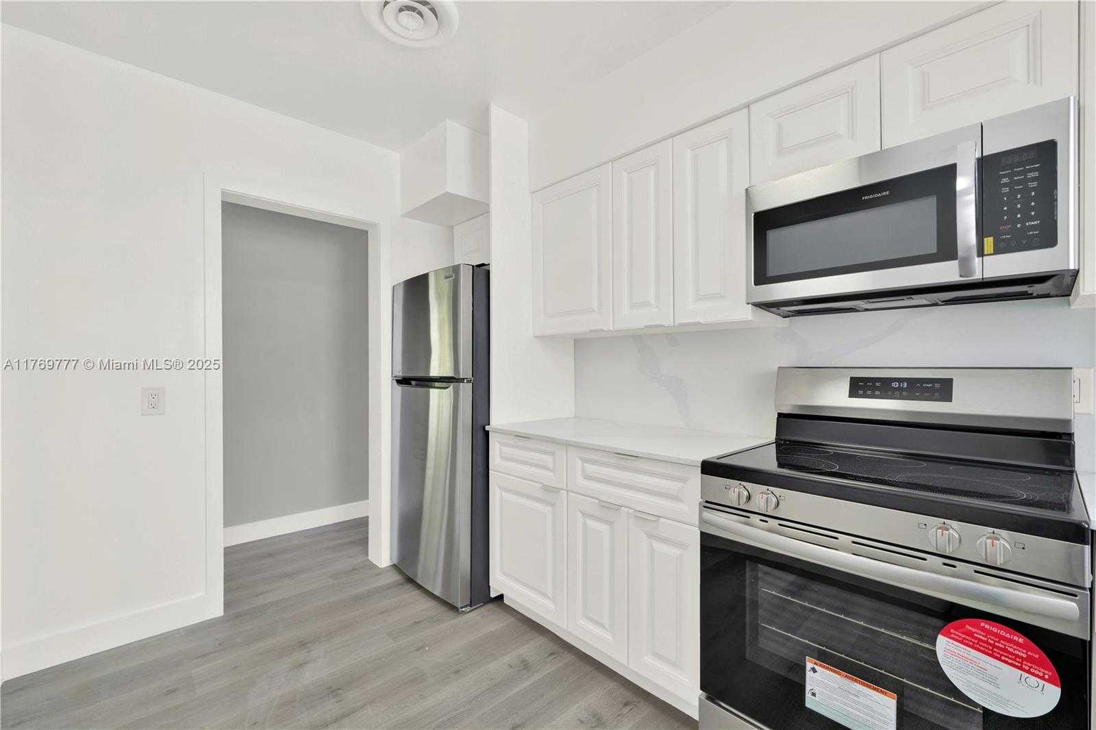 Small Image of 2864 NORTH EAST 32ND ST #7, Fort Lauderdale Number 8