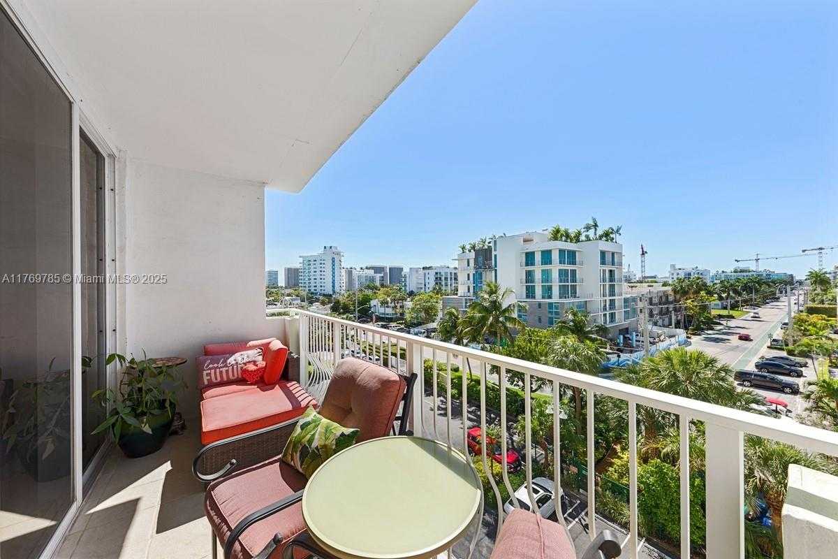 Small Image of 10350 WEST BAY HARBOR DR #5M, Bay Harbor Islands Number 16