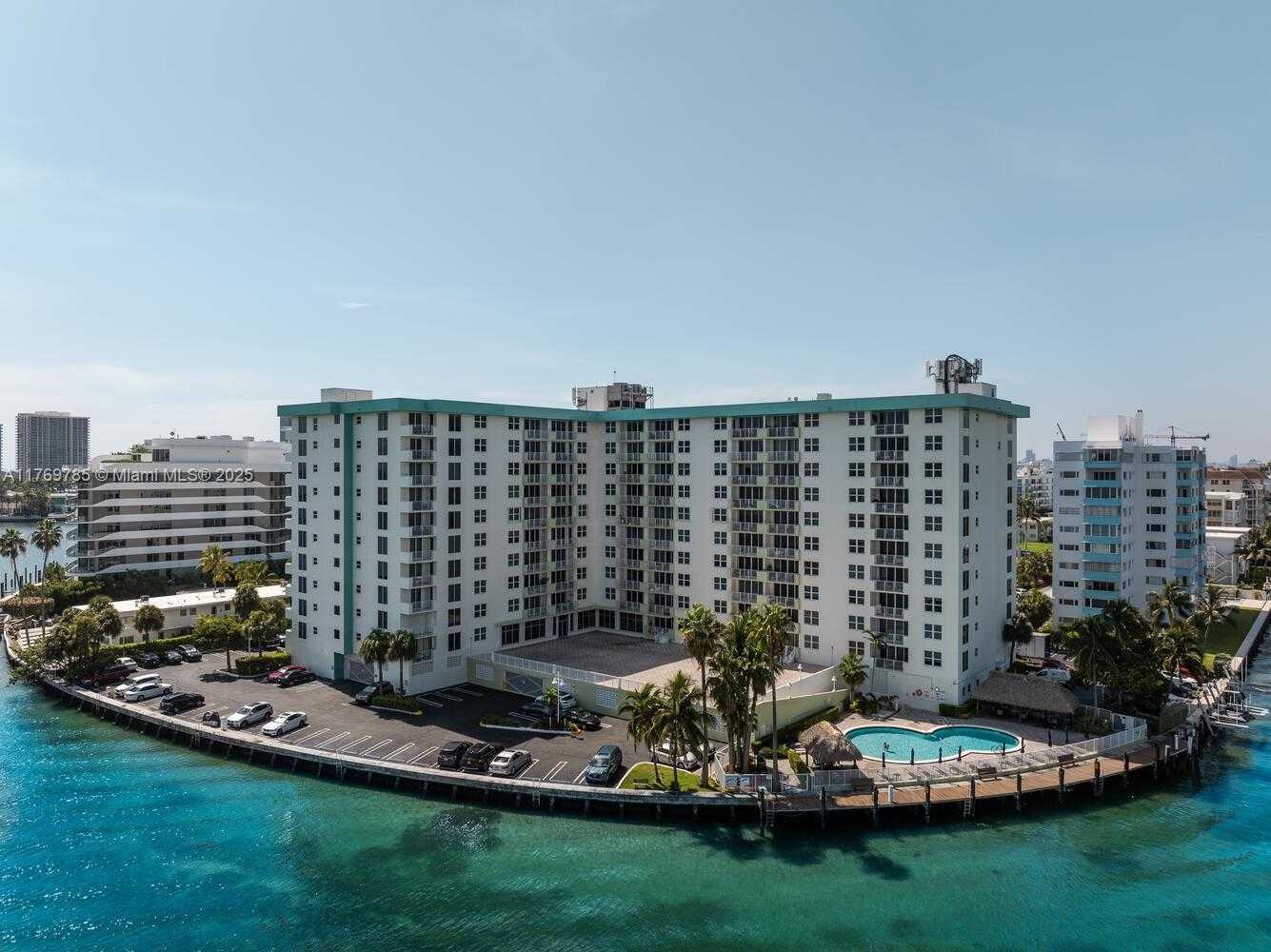 Small Image of 10350 WEST BAY HARBOR DR #5M, Bay Harbor Islands Number 21