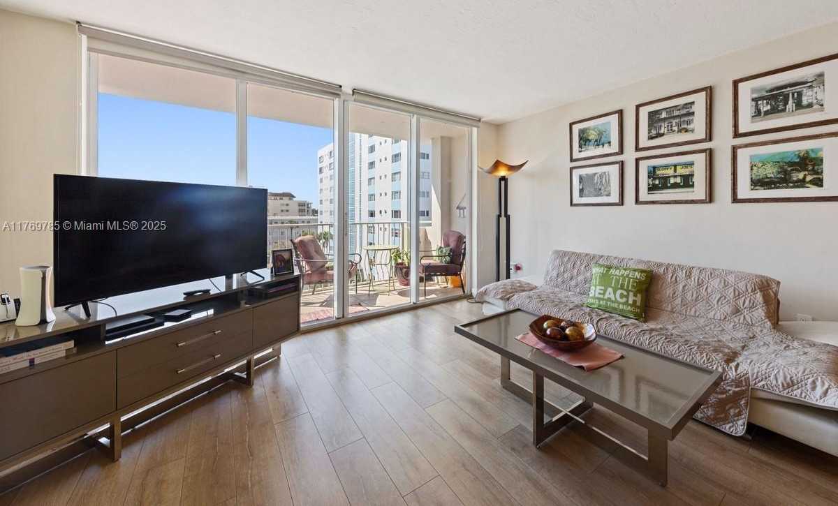 Small Image of 10350 WEST BAY HARBOR DR #5M, Bay Harbor Islands Number 4