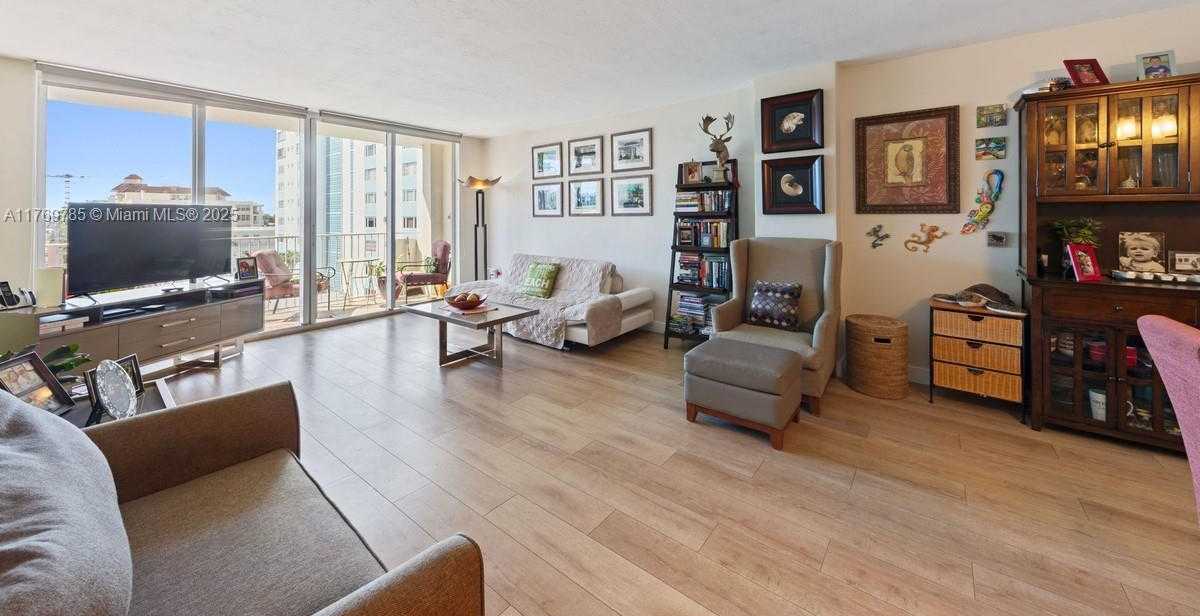 Small Image of 10350 WEST BAY HARBOR DR #5M, Bay Harbor Islands Number 5