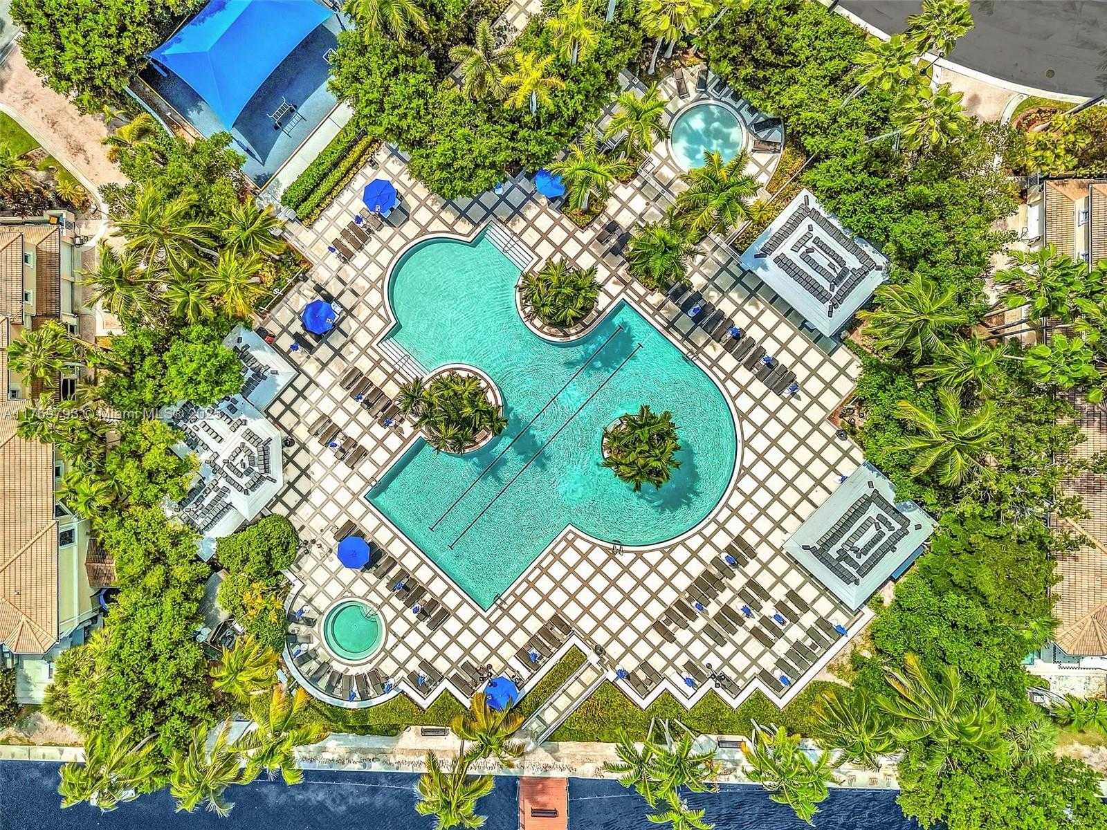Small Image of 21050 POINT PL #302, Aventura Number 40