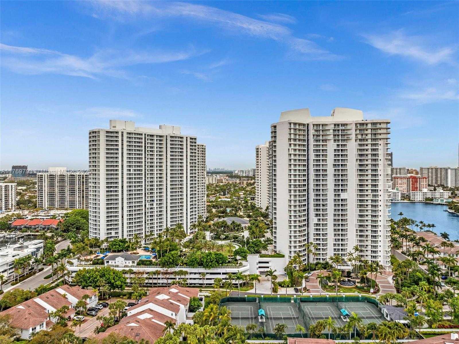 Small Image of 21050 POINT PL #302, Aventura Number 81