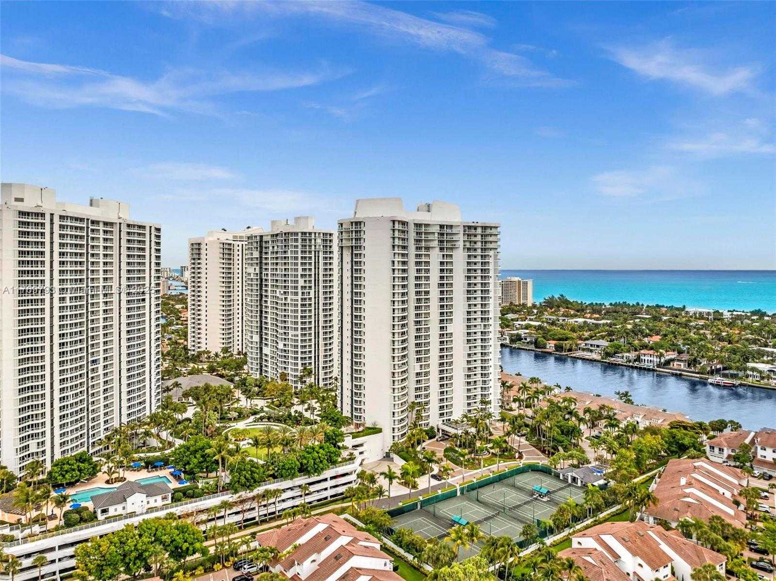 Small Image of 21050 POINT PL #302, Aventura Number 82