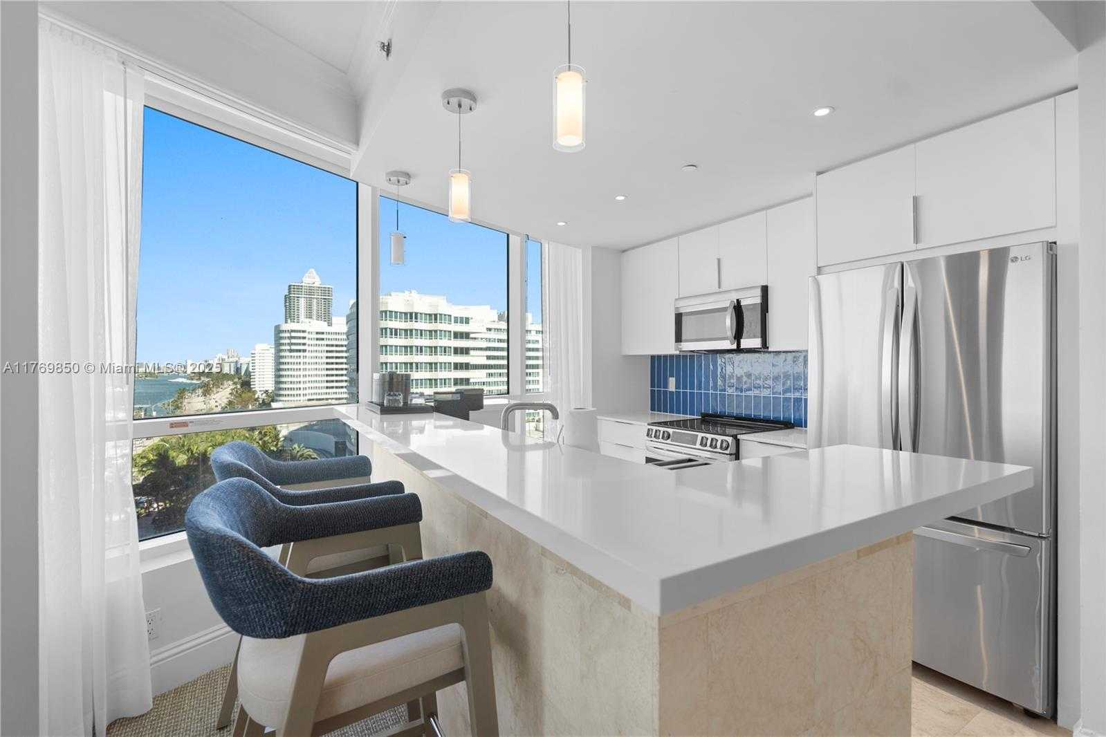 Small Image of 4401 COLLINS AVE #1015, Miami Beach Number 15