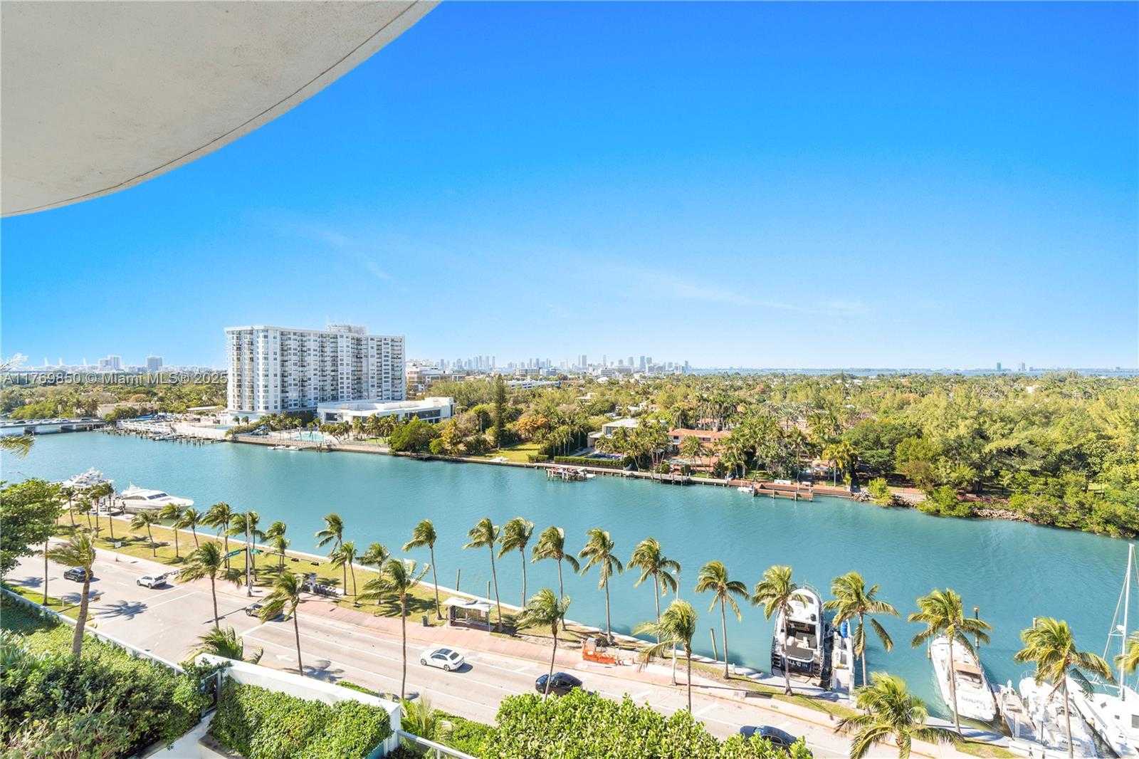 Small Image of 4401 COLLINS AVE #1015, Miami Beach Number 5