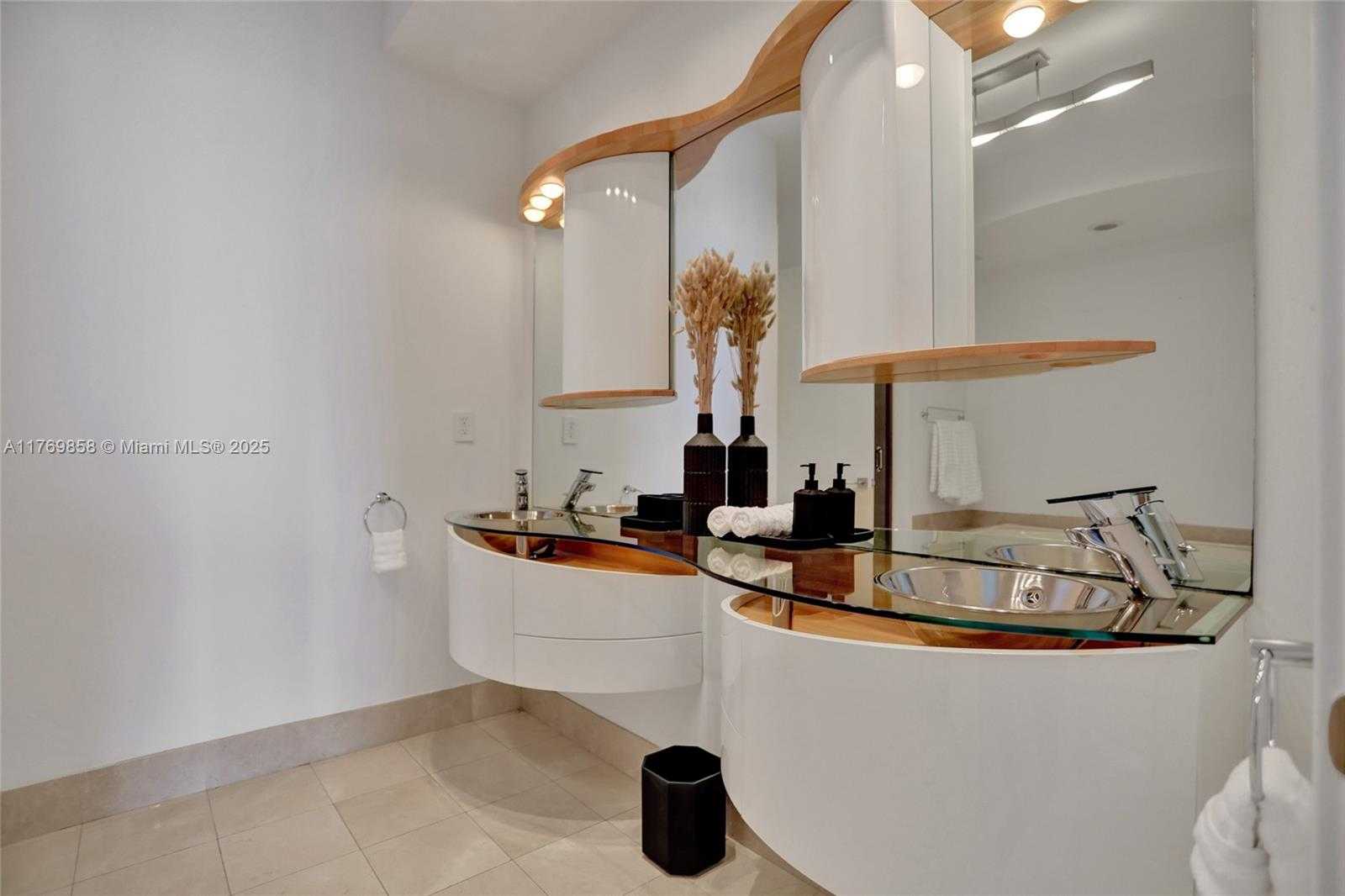 Small Image of 18101 COLLINS AVE #3504, Sunny Isles Beach Number 56