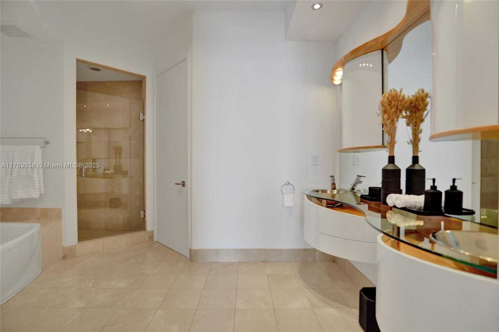 Small Image of 18101 COLLINS AVE #3504, Sunny Isles Beach Number 57