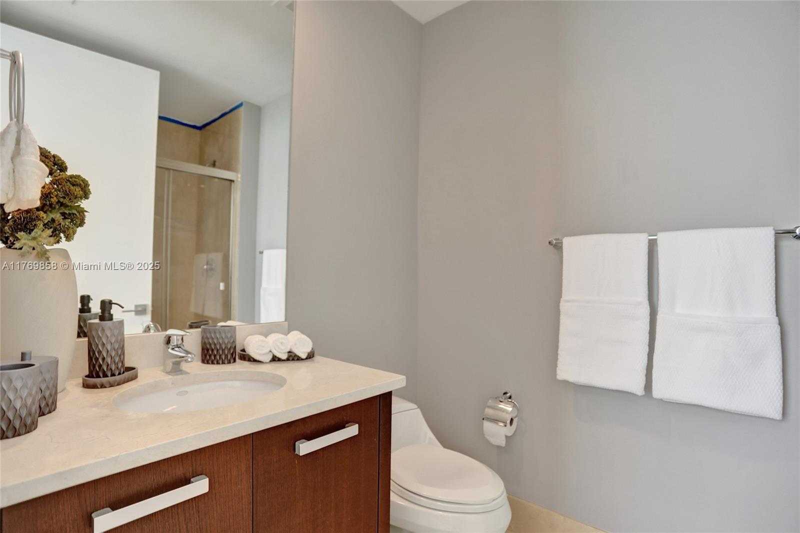 Small Image of 18101 COLLINS AVE #3504, Sunny Isles Beach Number 68