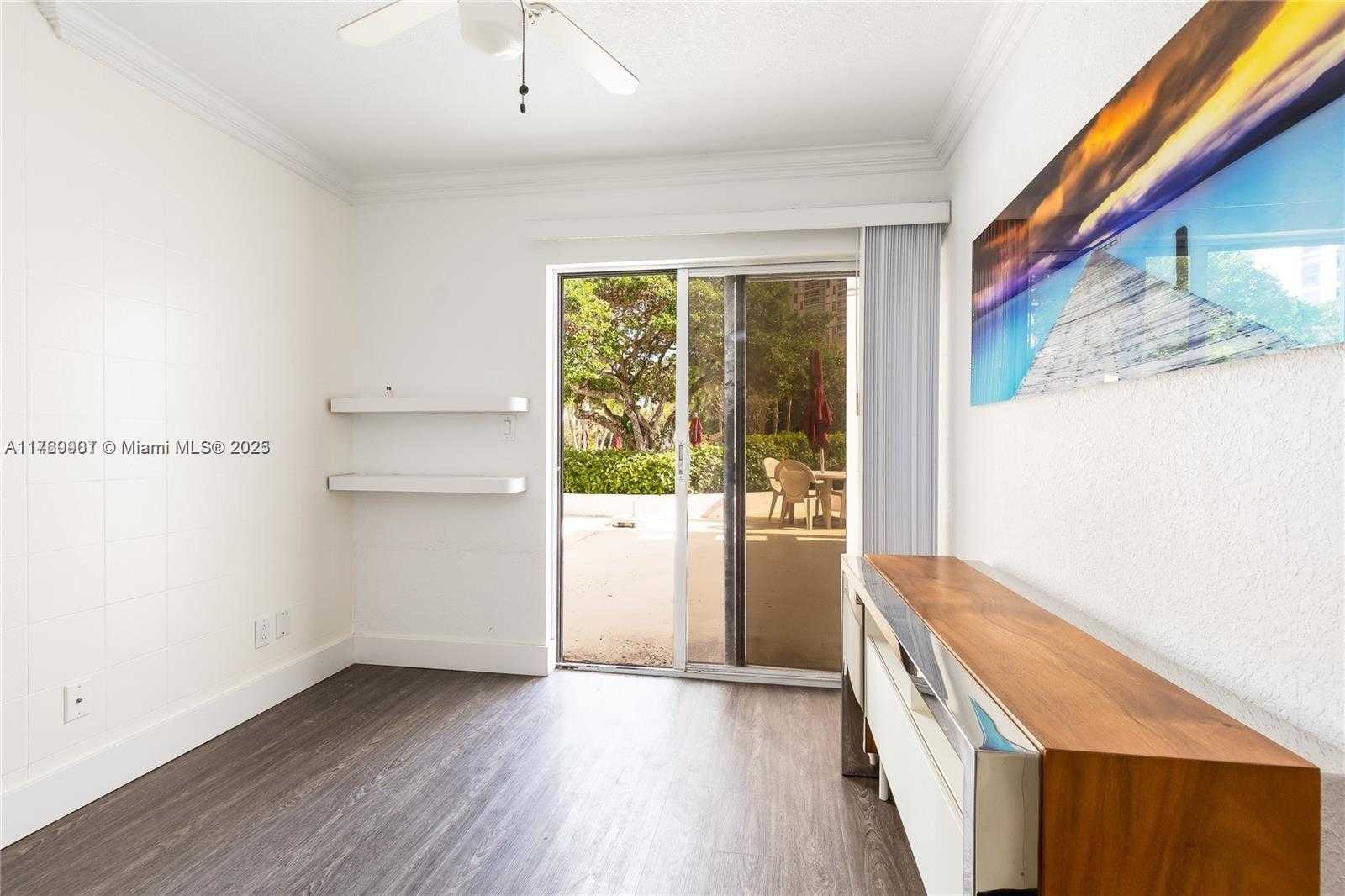 Small Image of 20281 EAST COUNTRY CLUB DR #CAB19, Aventura Number 3
