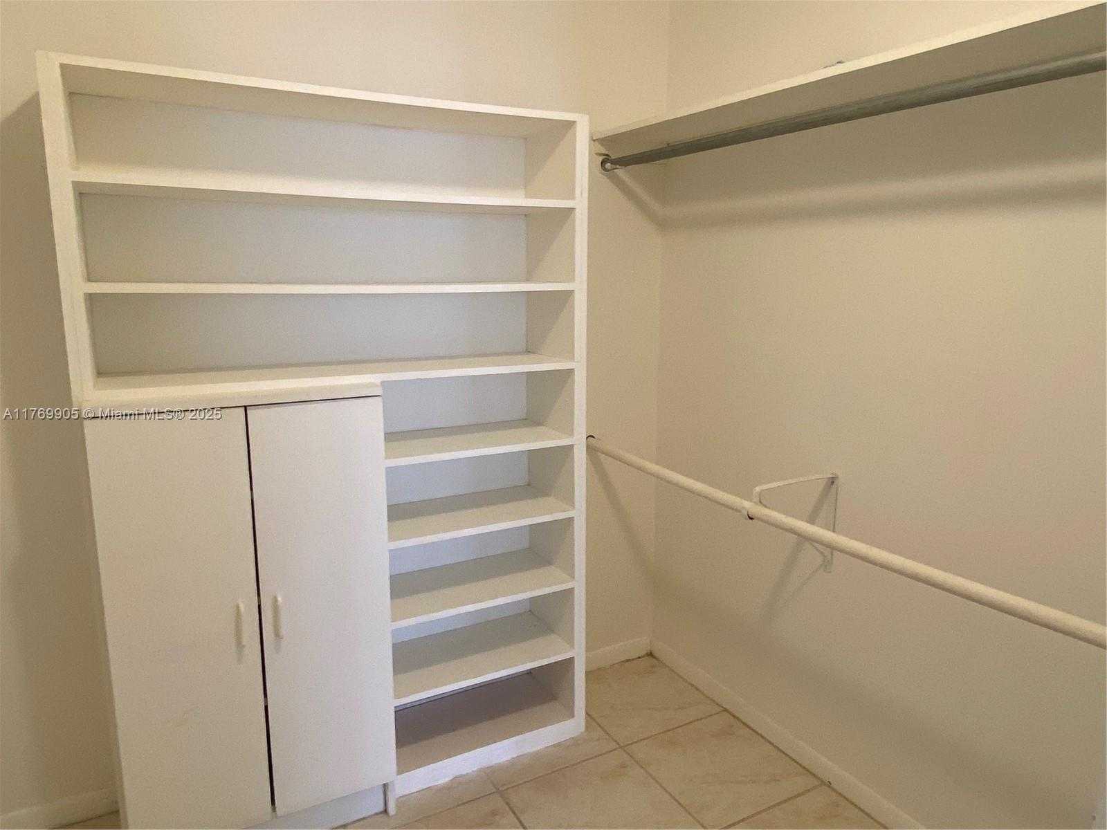Small Image of 2500 PARKVIEW DR #1920, Hallandale Beach Number 11