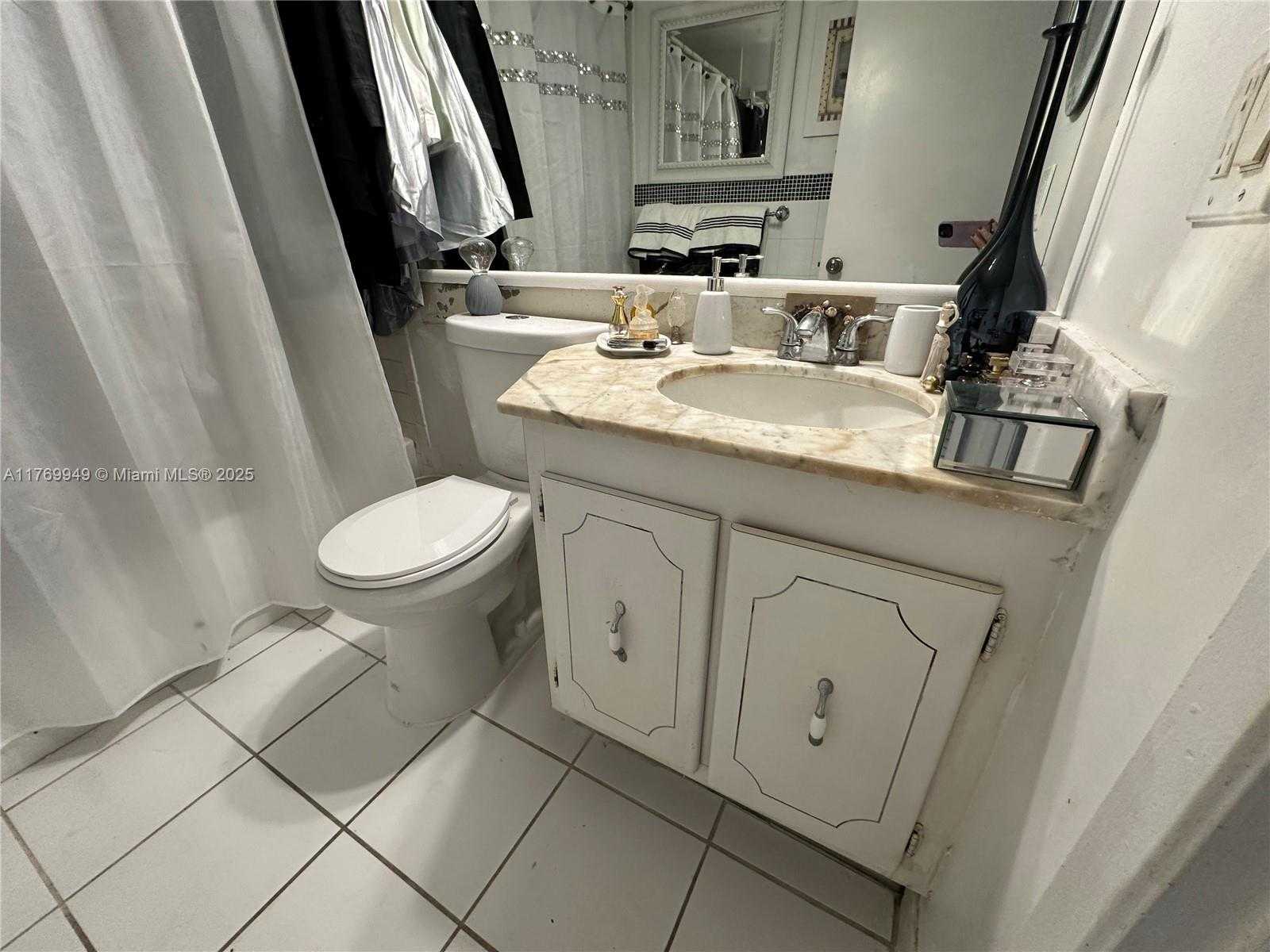 Small Image of 600 NORTH EAST 36TH ST #401, Miami Number 19