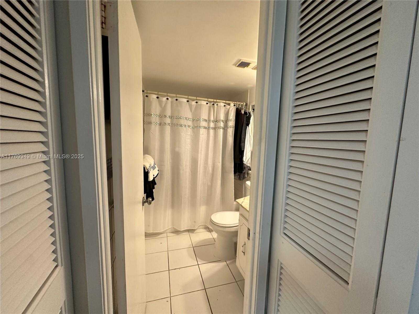 Small Image of 600 NORTH EAST 36TH ST #401, Miami Number 20
