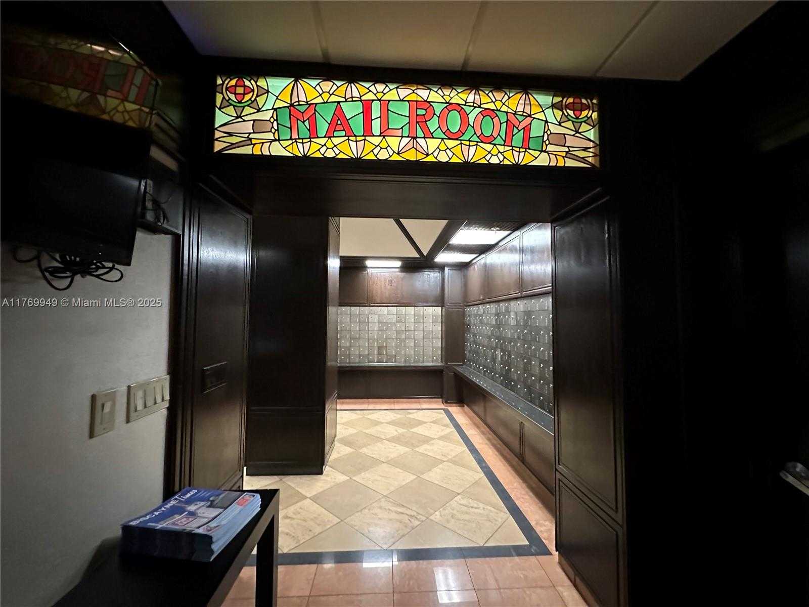 Small Image of 600 NORTH EAST 36TH ST #401, Miami Number 39