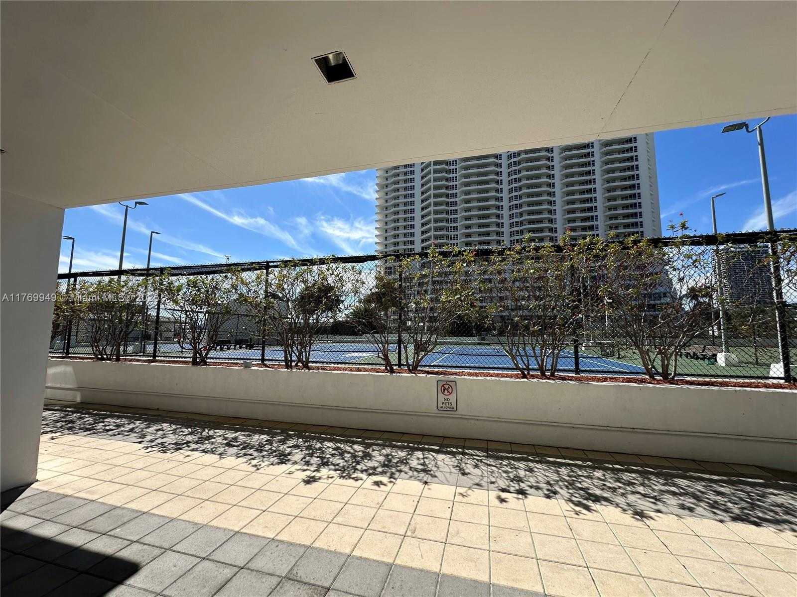 Small Image of 600 NORTH EAST 36TH ST #401, Miami Number 40