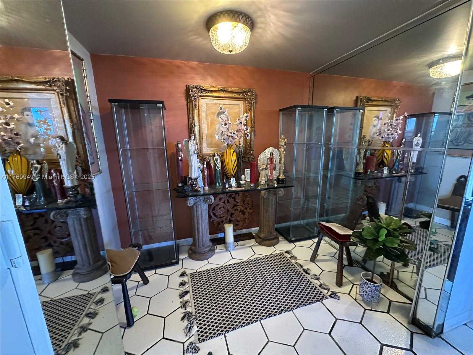 Small Image of 600 NORTH EAST 36TH ST #401, Miami Number 9