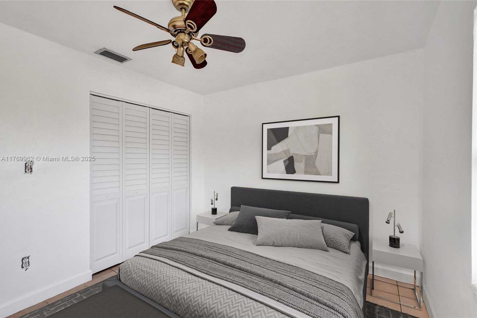 Small Image of 12240 SOUTH WEST 115TH TER, Miami Number 13