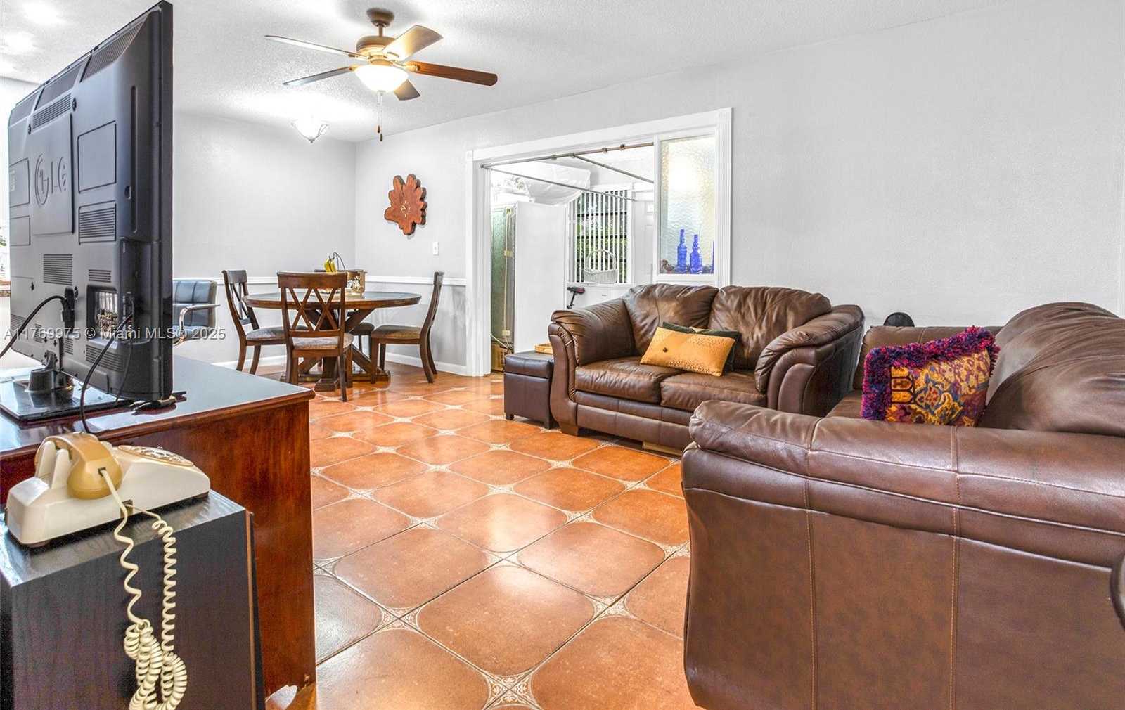 Small Image of 51 MATADOR LN #2-23, Davie Number 13