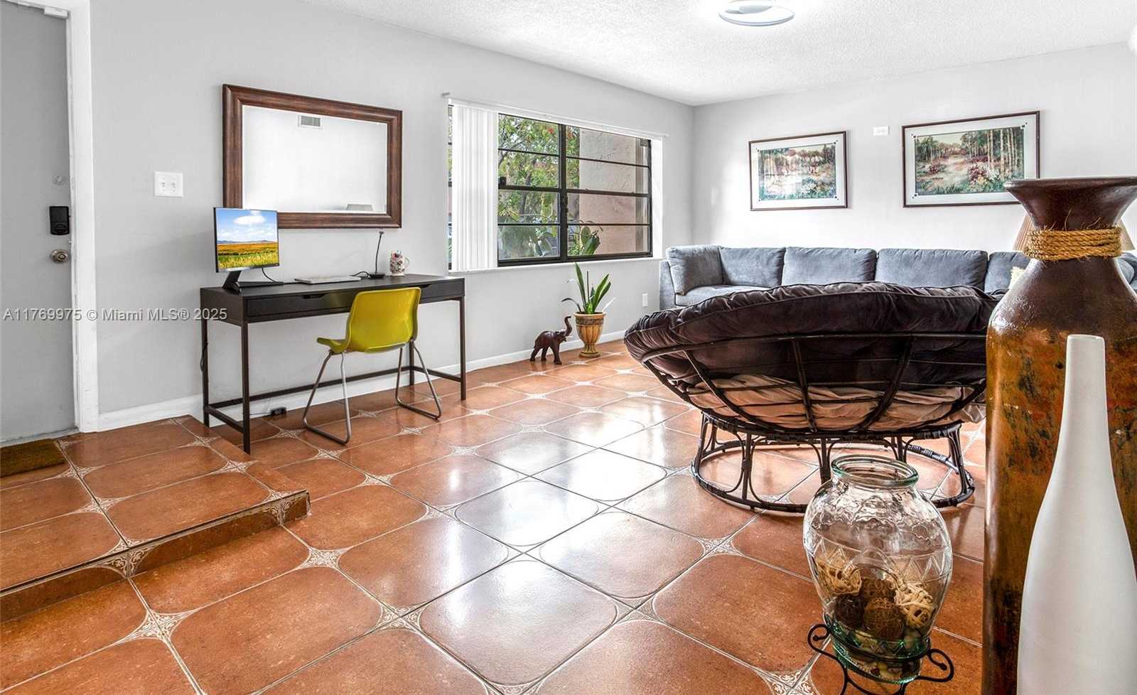Small Image of 51 MATADOR LN #2-23, Davie Number 15
