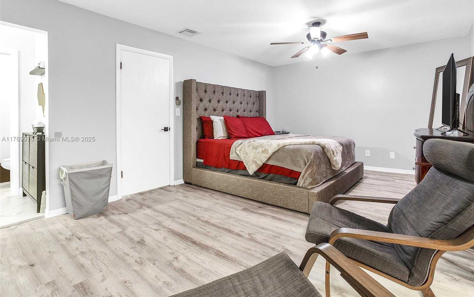 Small Image of 51 MATADOR LN #2-23, Davie Number 33