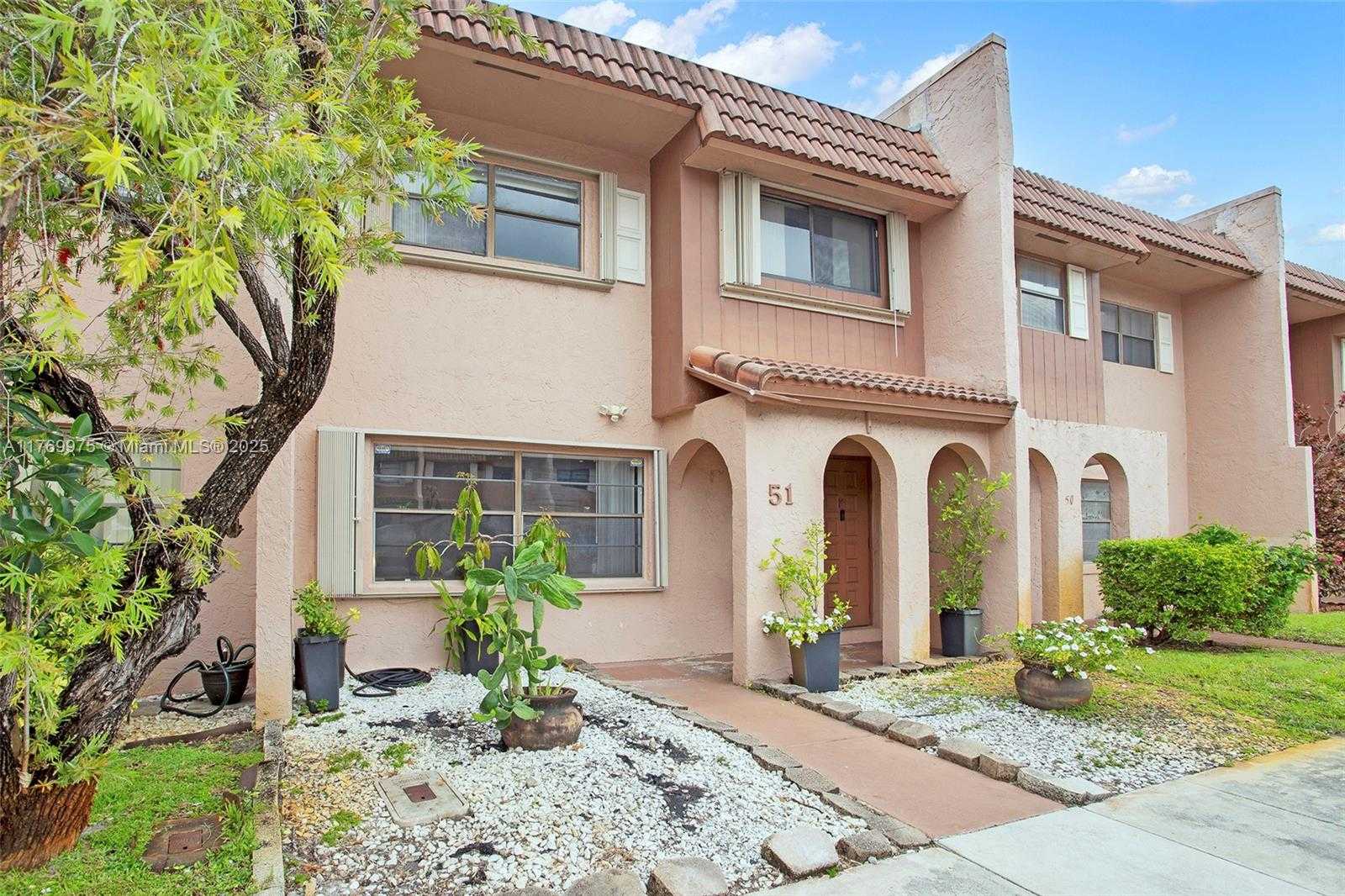 Small Image of 51 MATADOR LN #2-23, Davie Number 4