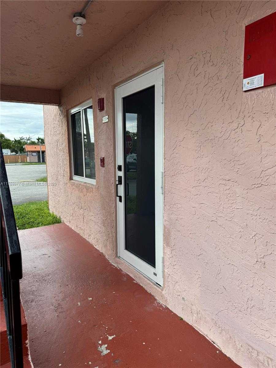 Small Image of 2150 WEST 60TH ST #11101, Hialeah Number 2
