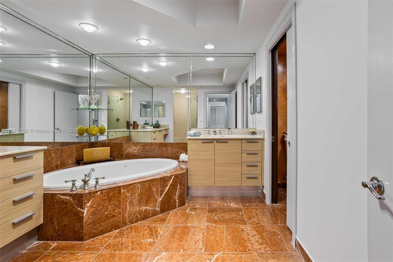 Small Image of 3535 SOUTH OCEAN DR #1703, Hollywood Number 18