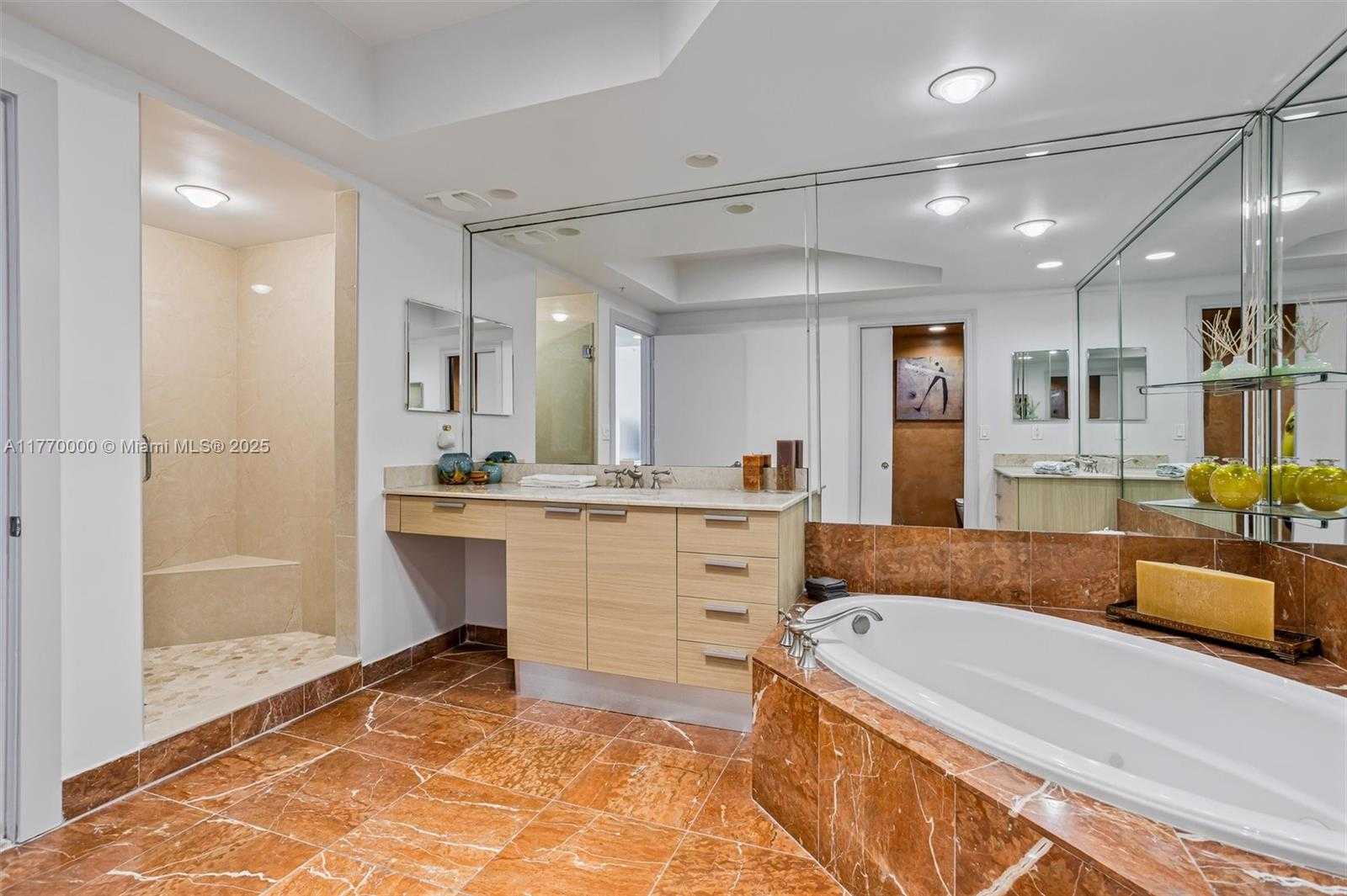 Small Image of 3535 SOUTH OCEAN DR #1703, Hollywood Number 19