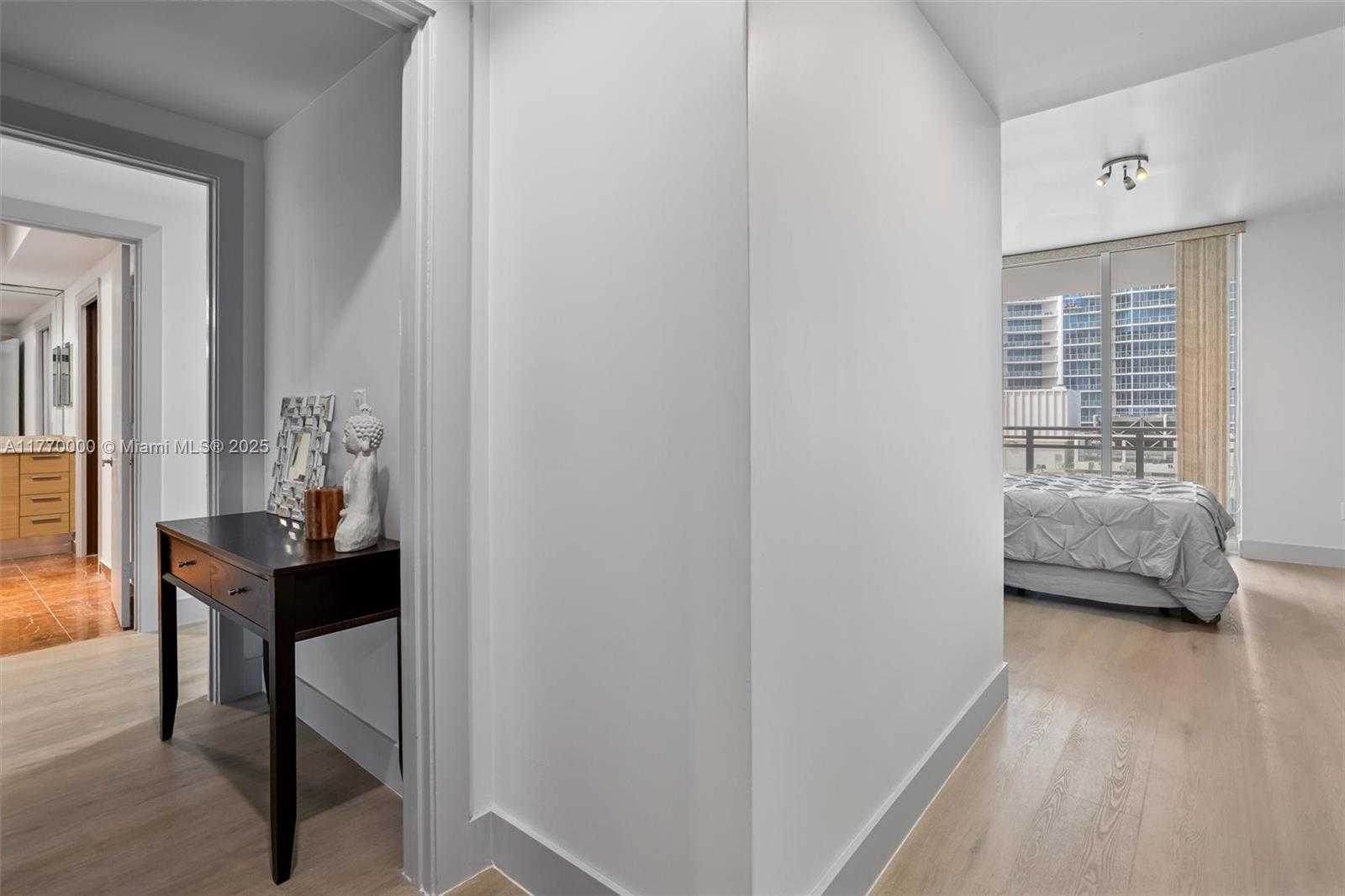 Small Image of 3535 SOUTH OCEAN DR #1703, Hollywood Number 26