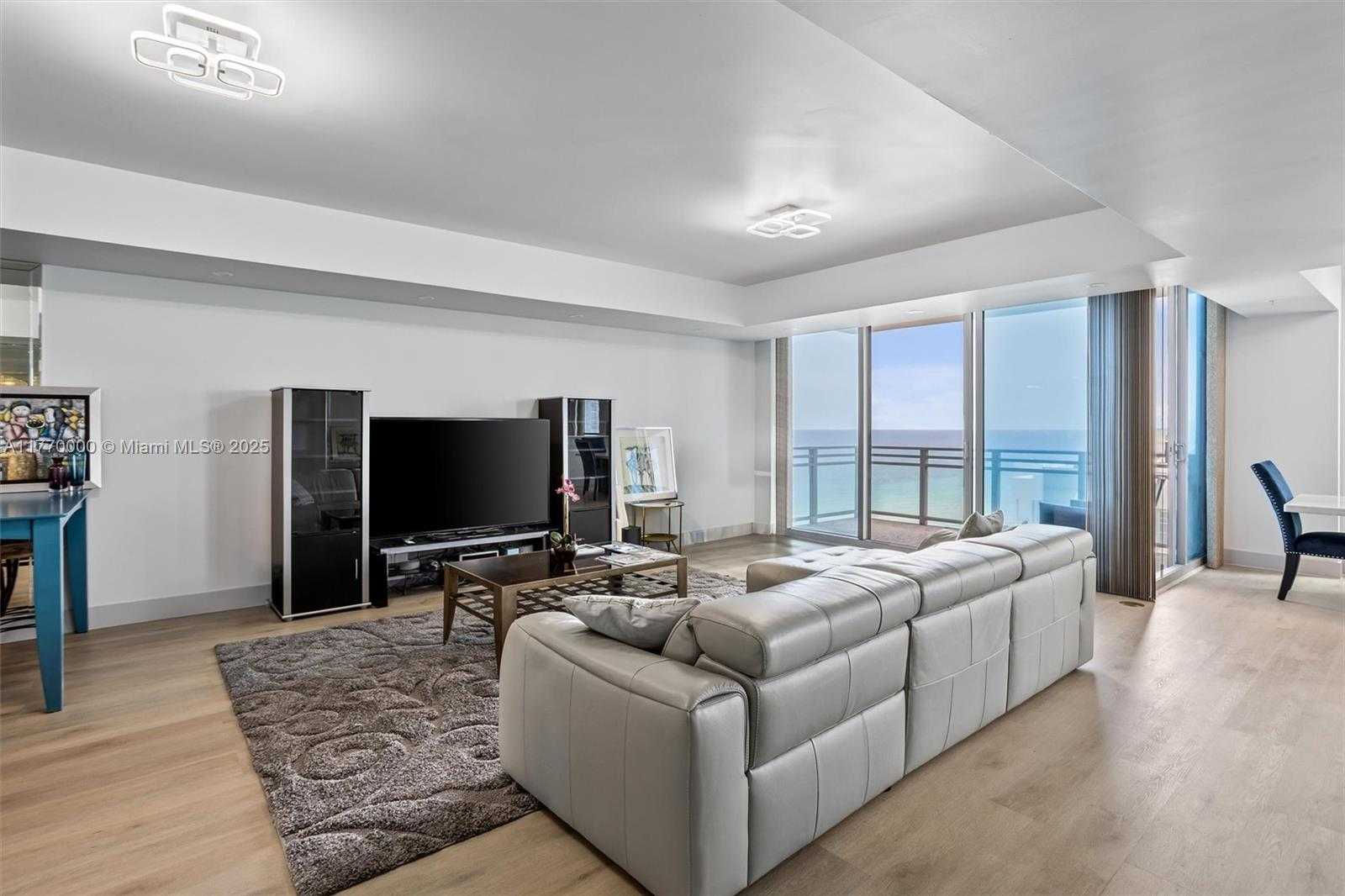Small Image of 3535 SOUTH OCEAN DR #1703, Hollywood Number 9