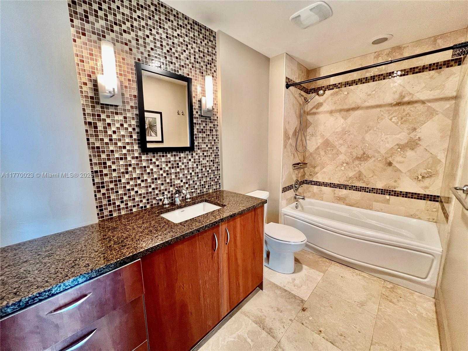 Small Image of 300 SOUTH BISCAYNE BLVD #2606, Miami Number 12