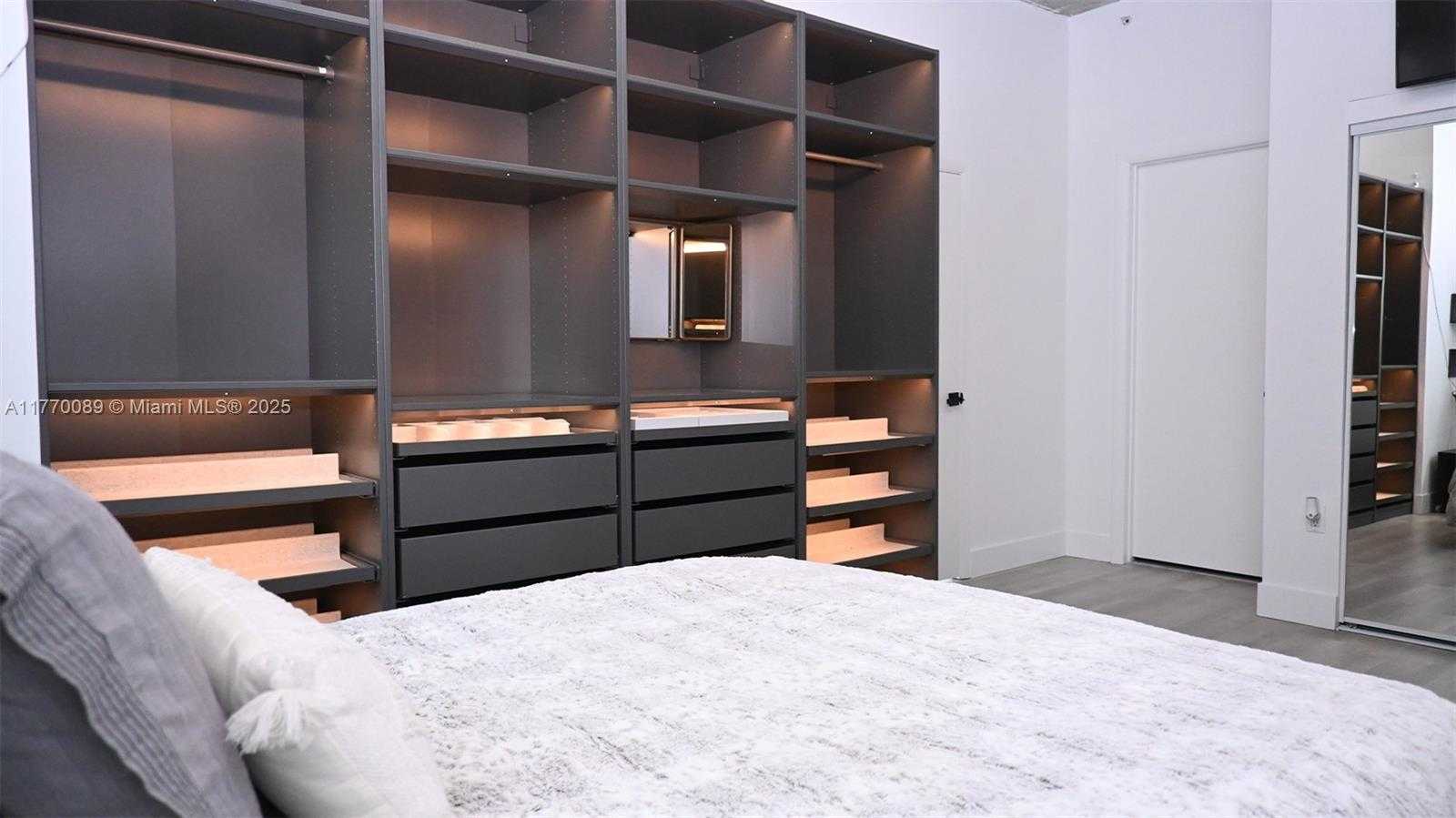 Small Image of 234 NORTH EAST 3RD ST #1207, Miami Number 30