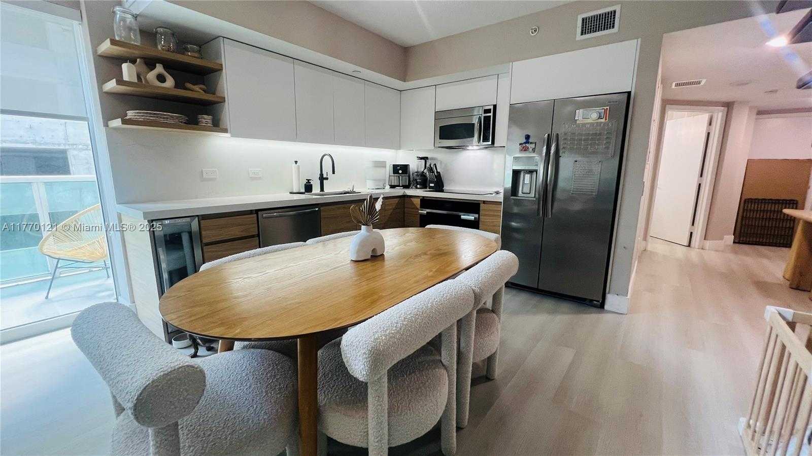 Small Image of 41 SOUTH EAST 5TH ST #501, Miami Number 13