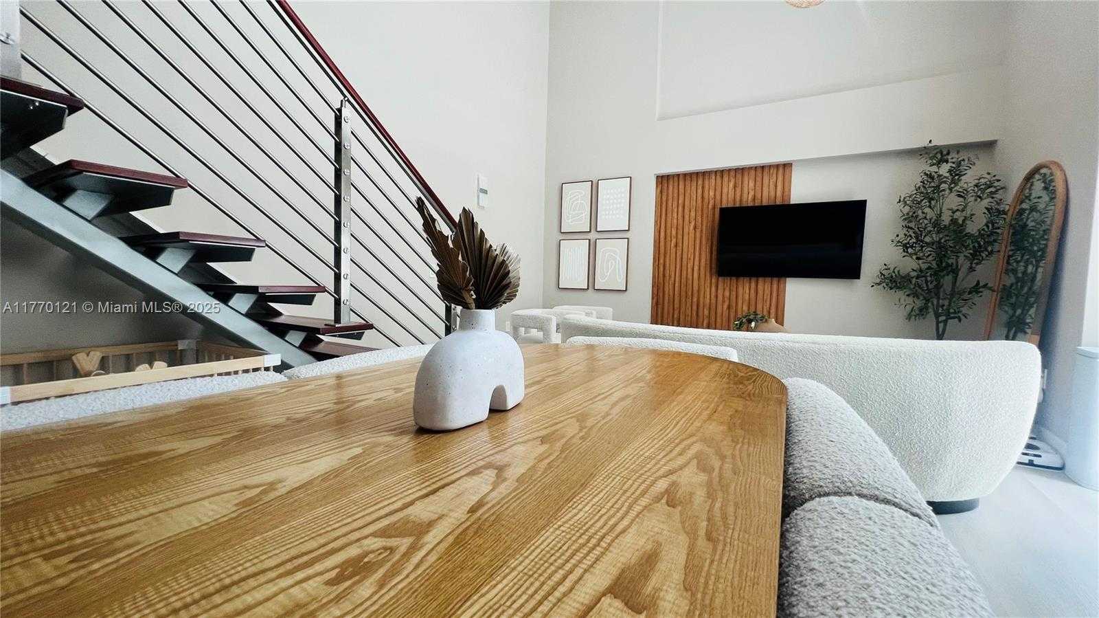 Small Image of 41 SOUTH EAST 5TH ST #501, Miami Number 15