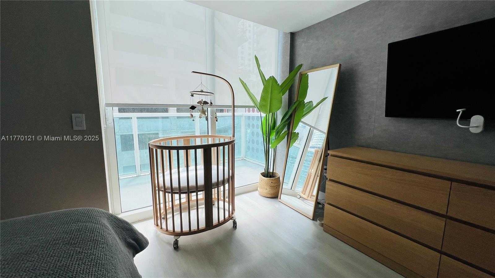 Small Image of 41 SOUTH EAST 5TH ST #501, Miami Number 23
