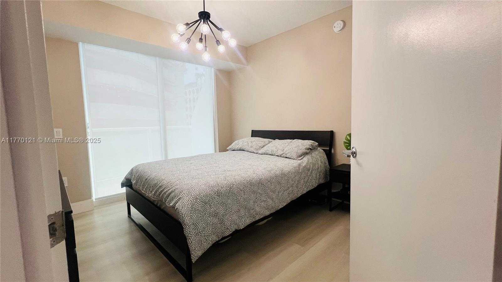 Small Image of 41 SOUTH EAST 5TH ST #501, Miami Number 30